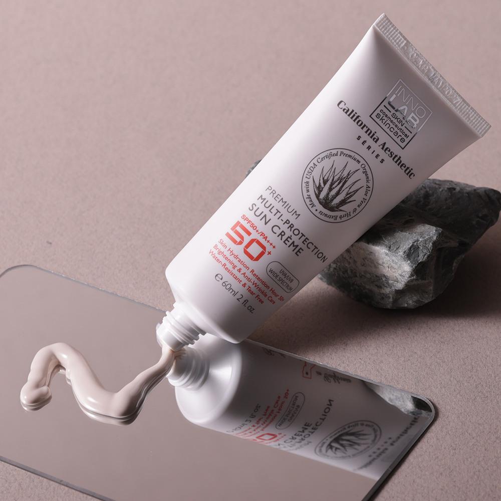

1 x Сонцезахисний крем з мультизахистом 60 мл SPF50+ one color free