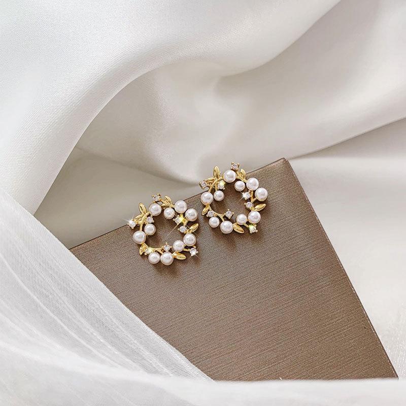 Koreanische S925 Sterlingsilber Perlenstecker - Trendiges und Elegantes Design