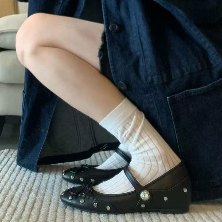 Fashion 2025 New Style Insole Height-increasing Women's Shoes with Riveted Bows, Soft Soles, Slimming and Elegant Single Shoes