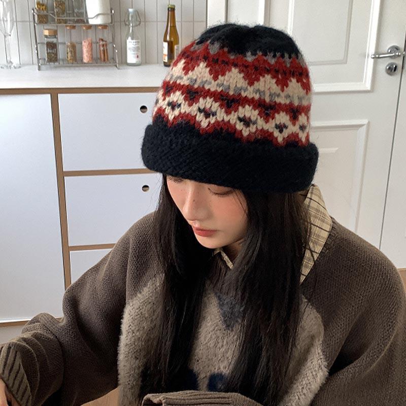 Handmade Ethnic Style Jacquard Knitted Pot Hat Women's Autumn and Winter Versatile Warm Face Small Curling Thickened Wool Bucket Hat