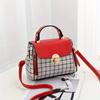 Borsa a tracolla alla moda da donna con patta in pelle PU, borsa a tracolla semplice a quadri, borsa a tracolla piccola e pochette
