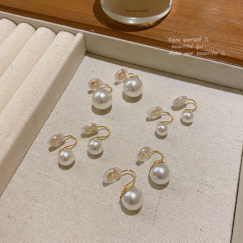 French Pearl Ear Clips - No Piercing, Light Luxury Niche Earrings, Small and Gentle with a Temperate Design