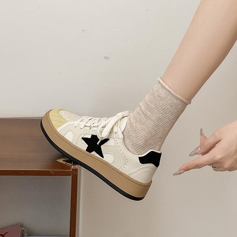 

Заметьте маленькие белые туфли женские звезды ретро старые маленькие грязные туфли 2025 новая мода универсальные повседневные кеды немецкие тренировочные туфли 40 белый