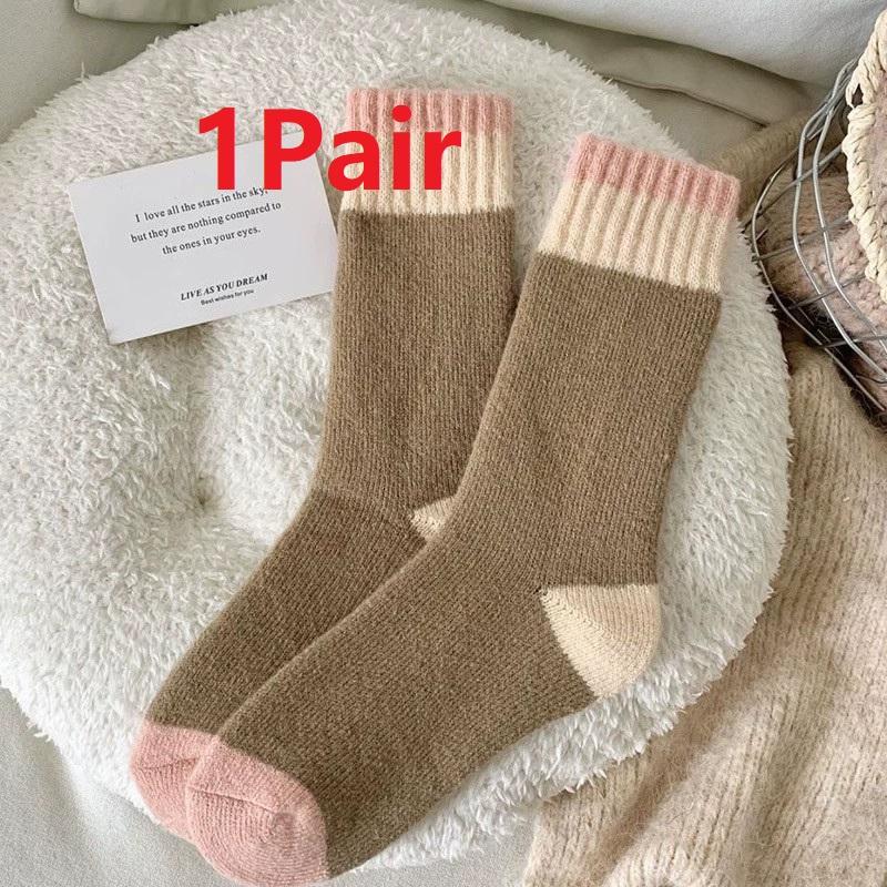4 Pairs Women's Autumn Winter Mid-Length Socks Fashionable Versatile Purple Heart-Shaped Soft Warm Comfortable Casual Long Socks