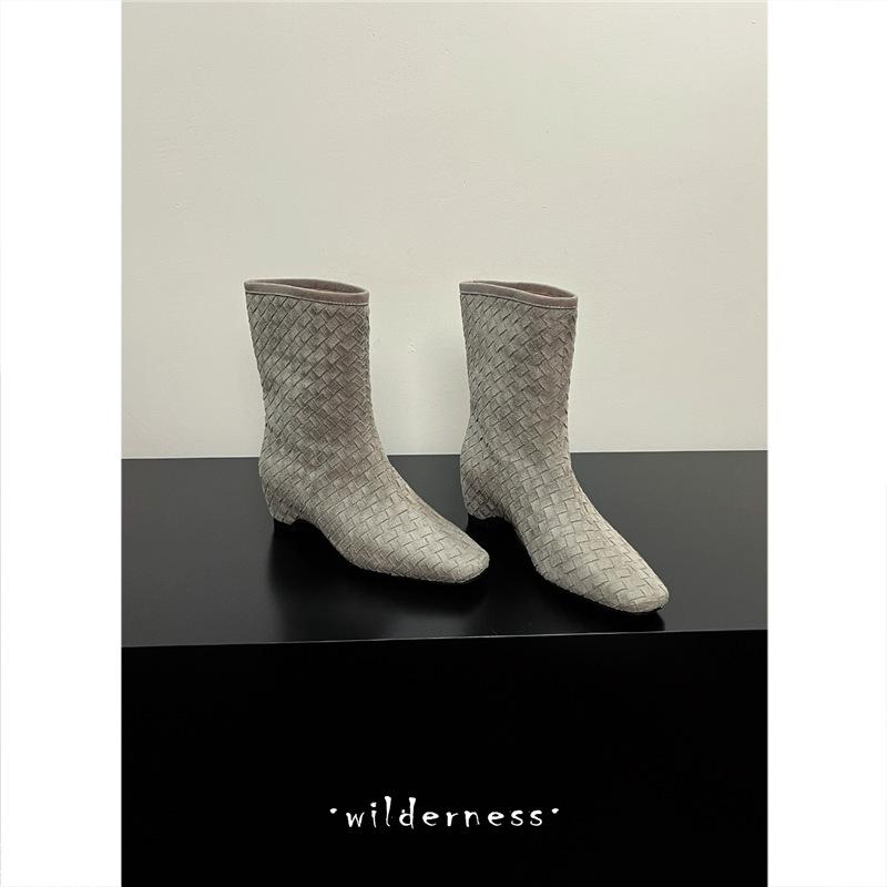 Wenyi Fan~ 2025 autumn and winter new niche design, hand-woven short boots women's square head inner height increase Martin boots