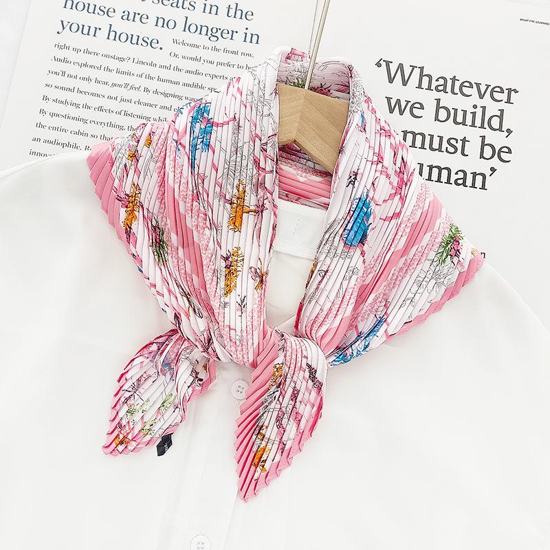 Retro Color Block Crinkled Square Scarf - 70cm Pleated Neckerchief in Imitation Silk for Women
