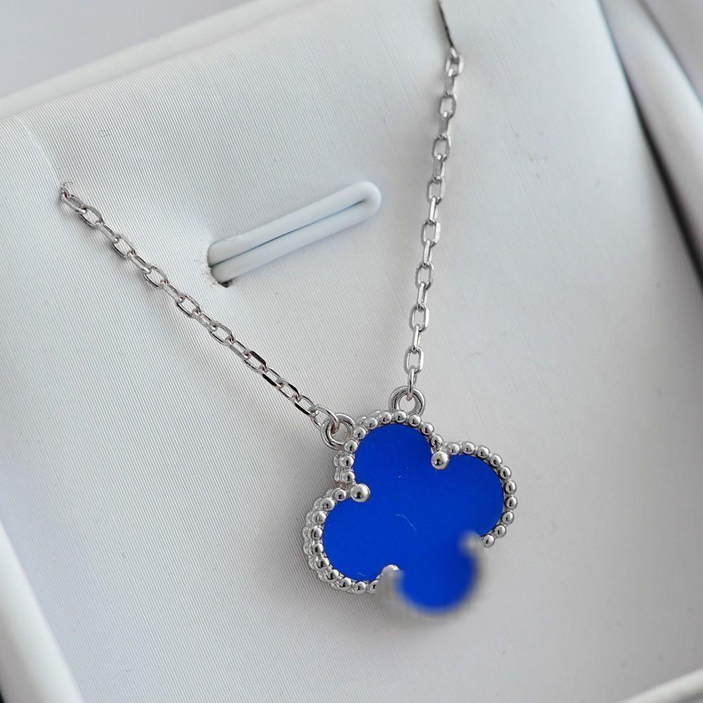 Four-leaf Clover Necklace for Women Natural White Mother-of-pearl Carnelian Sweater Chain