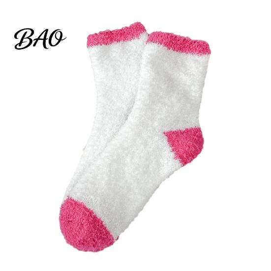 Non Slip Bedtime Socks 1 Pair Women Fuzzy for Valentine's Day, Warm Fluffy Coral Fleece Winter Slipper Socks, Fall Thick Sleeping Gift Holiday House