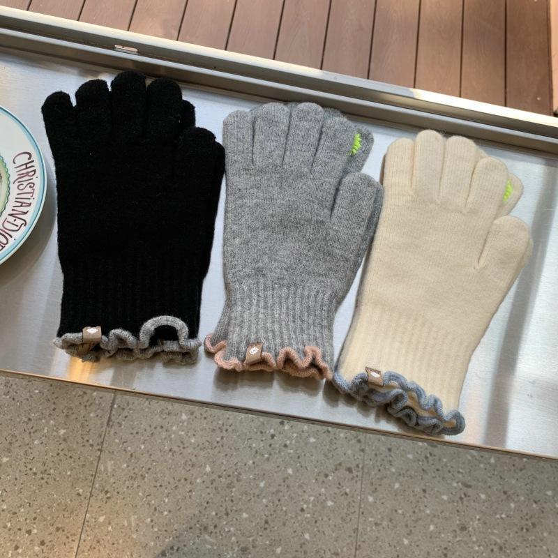 Fashionable Five-finger Glutinous Autumn and Winter Touch Screen Reveals Two Finger Warm Soft Women's Cute Wool Wool