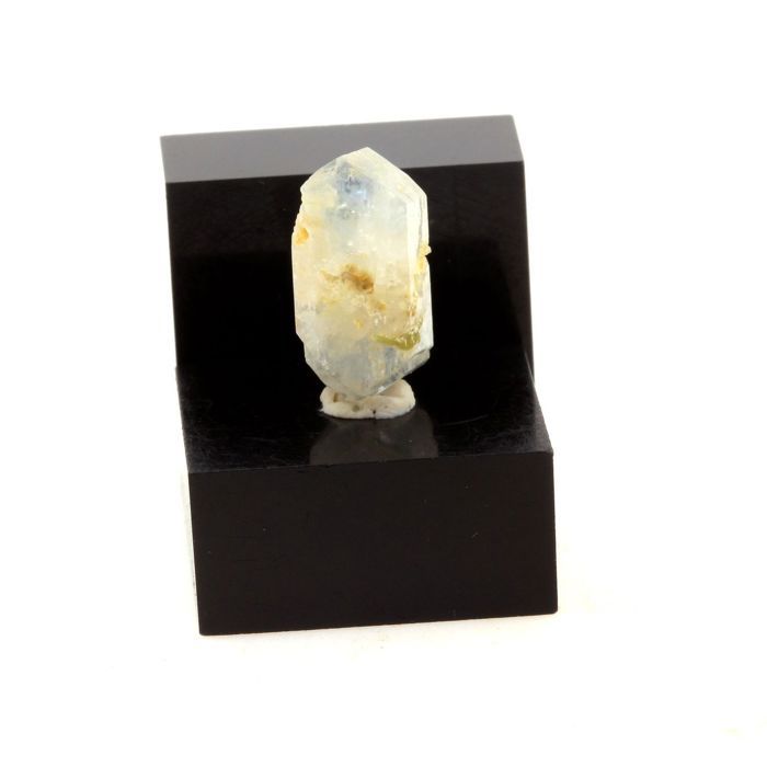 Pierres et Minéraux. Euclase. 6.66 ct. Parelhas, Rio Grande do Norte, Brésil.