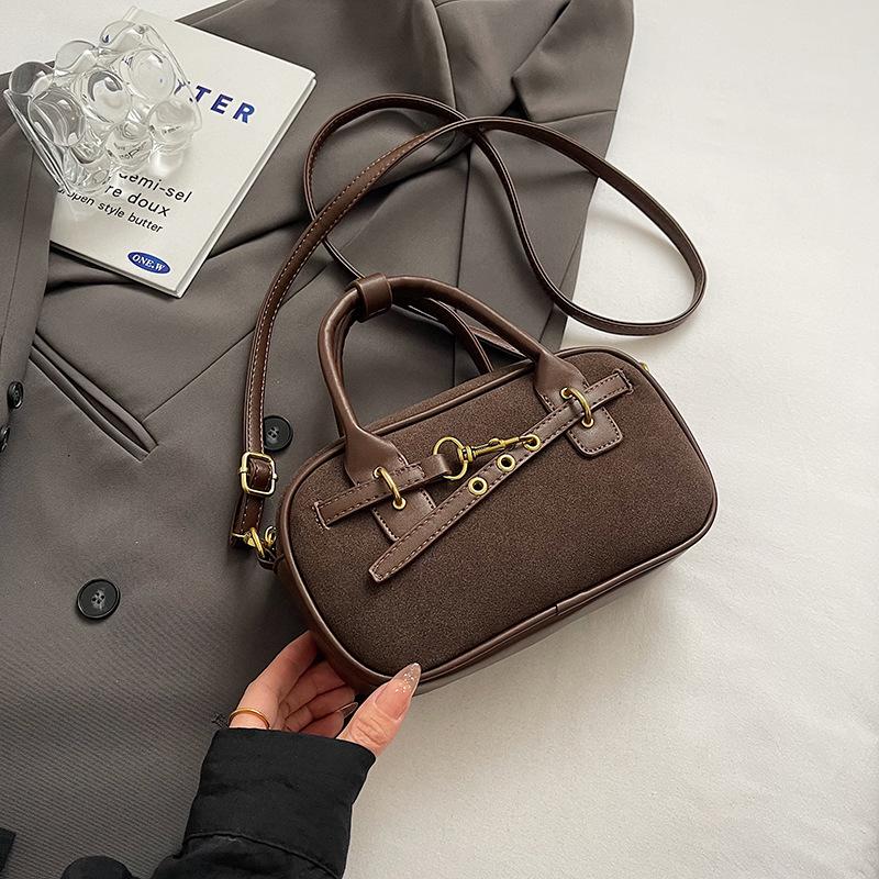 

Premium retro hand bowling bag women s 2024 autumn and winter new versatile matte bag casual shoulder bag