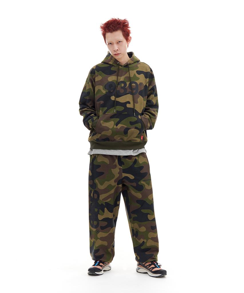 Akaibeuboldeu 939 Logo Sweat Pants (Camo)