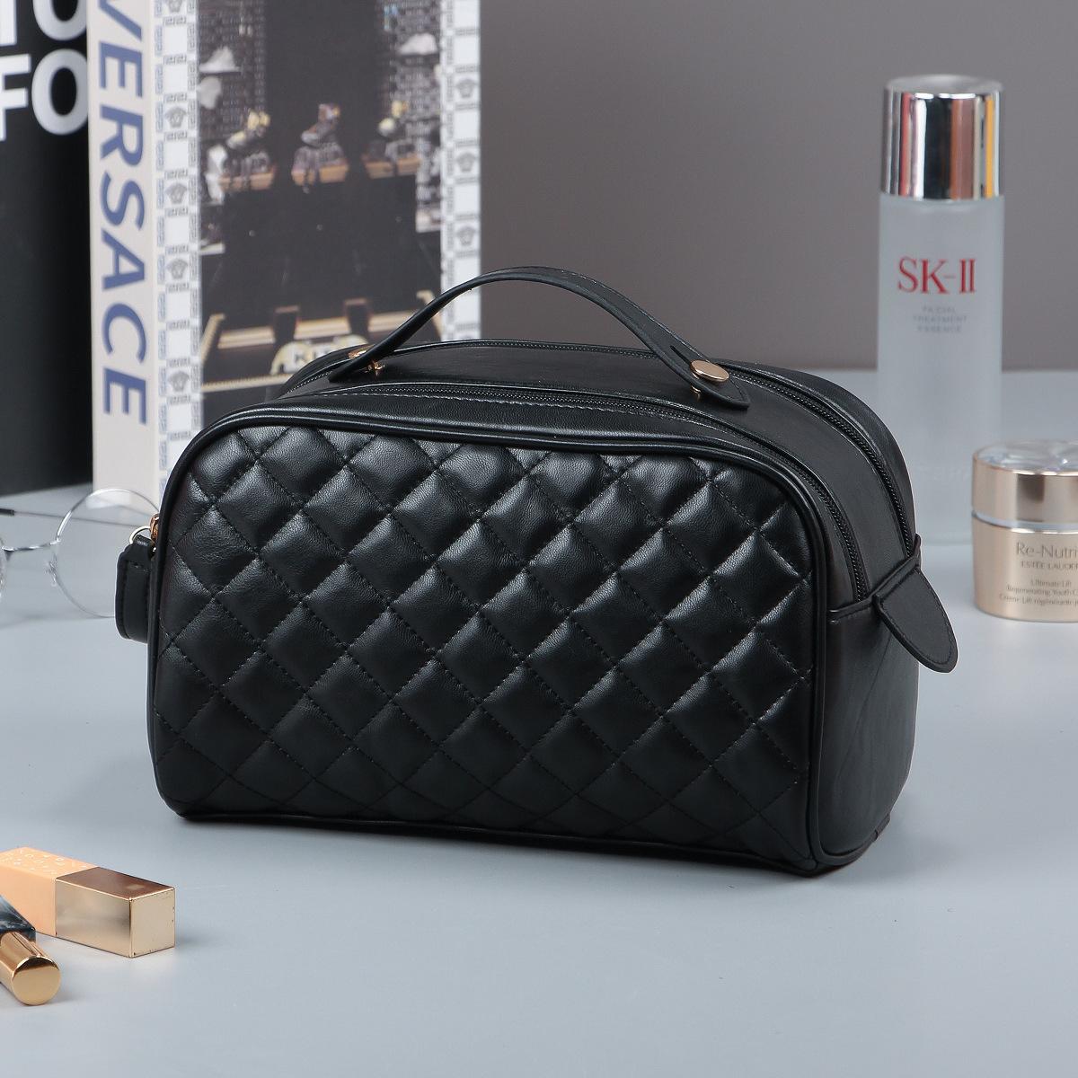 

Makeup Quilted Portable Bag Multifunctional Large Capacity Travel Pouch Wash StyleA