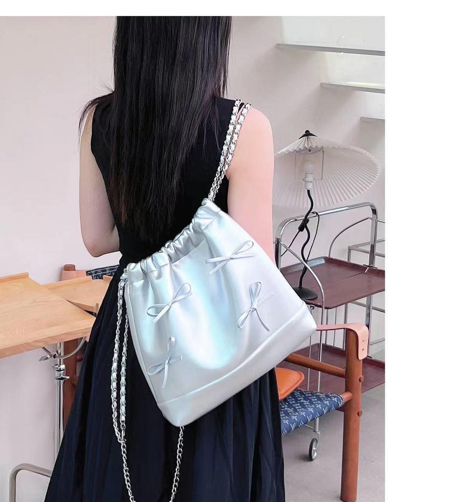Y2K Drawstring Bow Bag: Soft Leather, Large Capacity, Cute Versatile Shoulder Commuter Bag (2025)