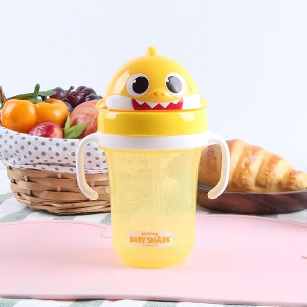 Izoum Baby Shark 3D Straw Water Bottle 300ml, Yellow, 2 Pcs.