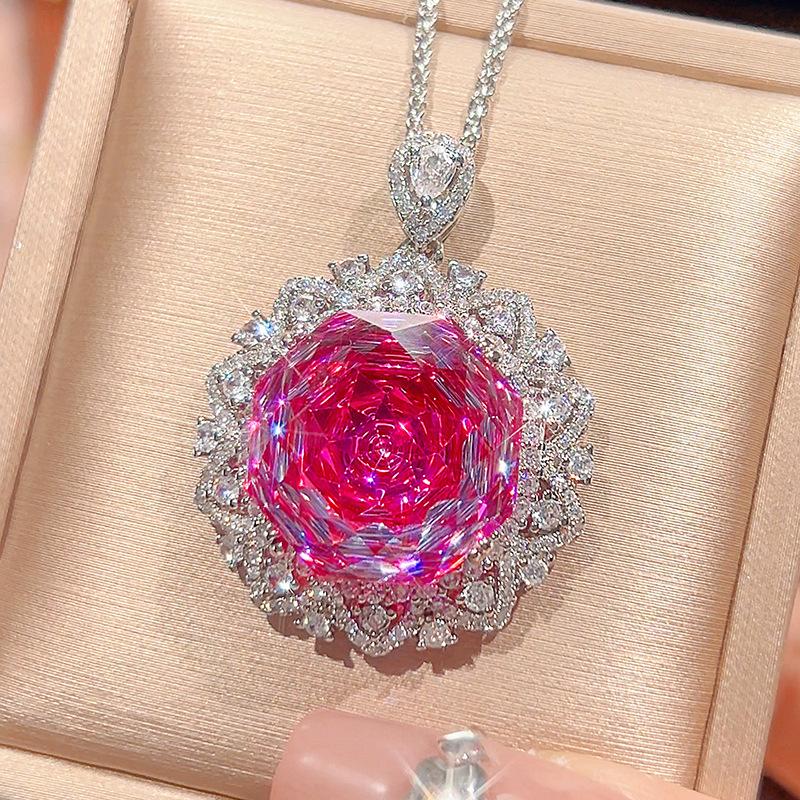 

Ювелирные изделия Медное основание Позолота Огранка «роза» Разноцветный Сокровище Ретро Подвеска Главный камень 18 мм