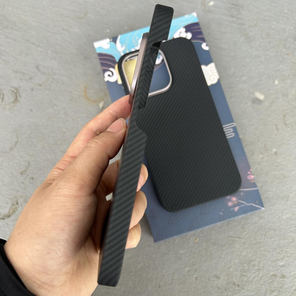 600d for iPhone 16 Pro Max 16 Pro Carbon Fiber Case Magnetic Aramid Fiber Cases for iPhone 15 /15Pro Real Carbon Fiber Cover