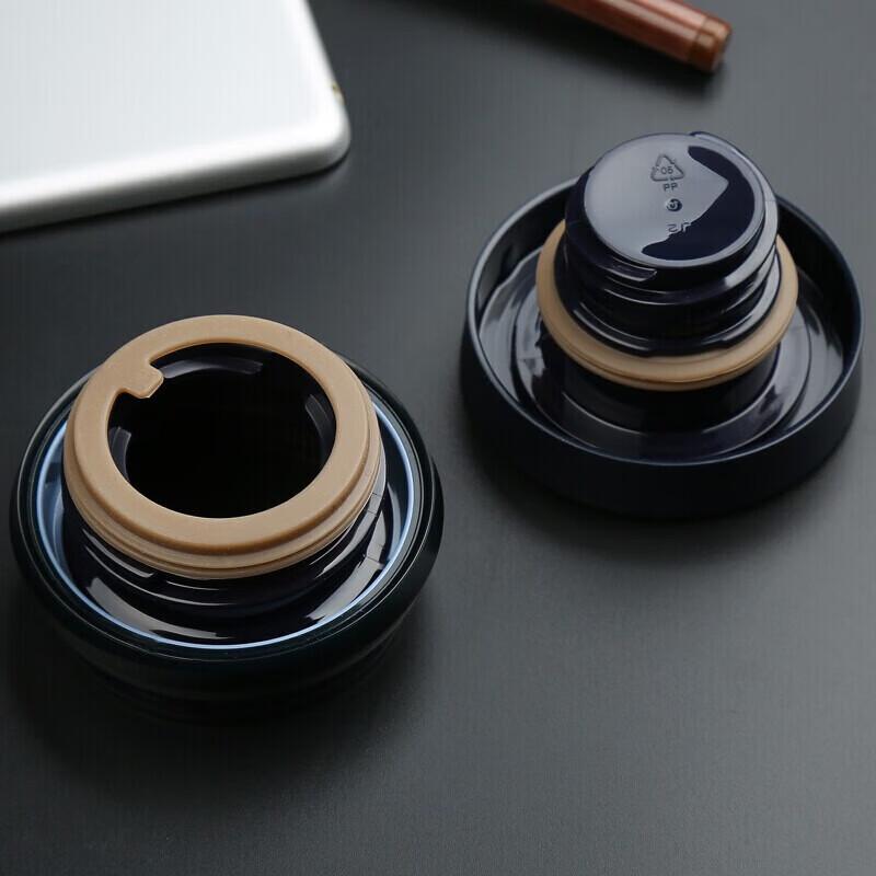 Thermos JNO-501 Lightweight Stainless Steel Vacuum Flask