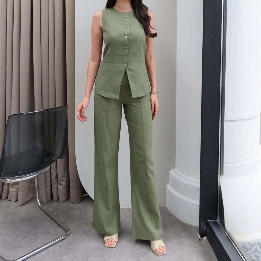 Amazon Women's New Temperament Commuter Style Crew Neck Sleeveless Slim Top High Waist Wide Leg Pants Set