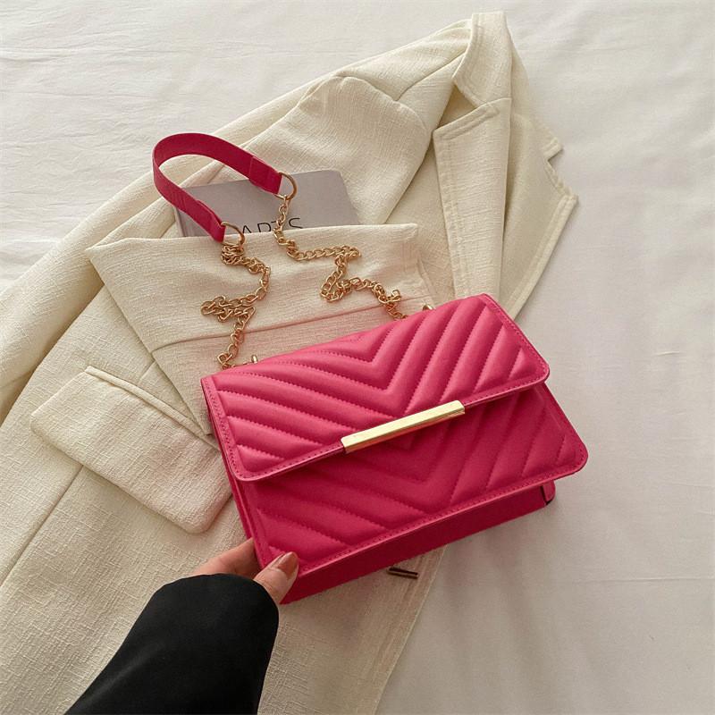 Fashionable And Chic Summer Women's Small Shoulder Bag With Trendy Chain Strap In Multiple Colors