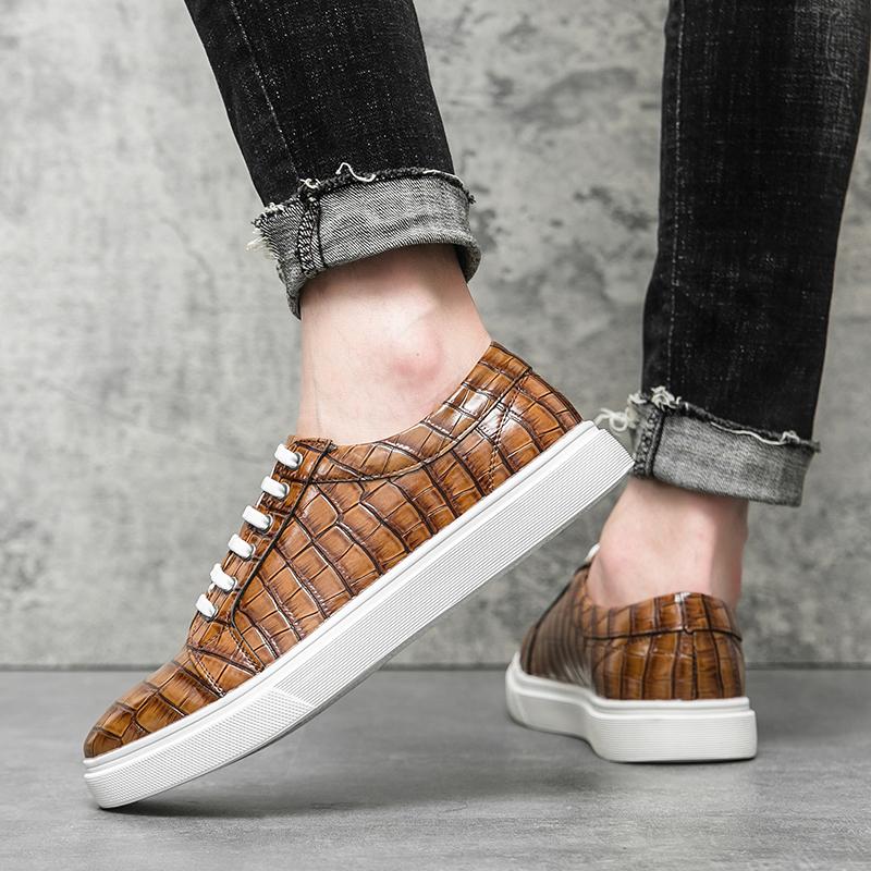 Nye trendy og fasjonable casual herresneakers minimalistisk stil Kontor Komfortable Herresko i plussstørrelse for utendørs fest