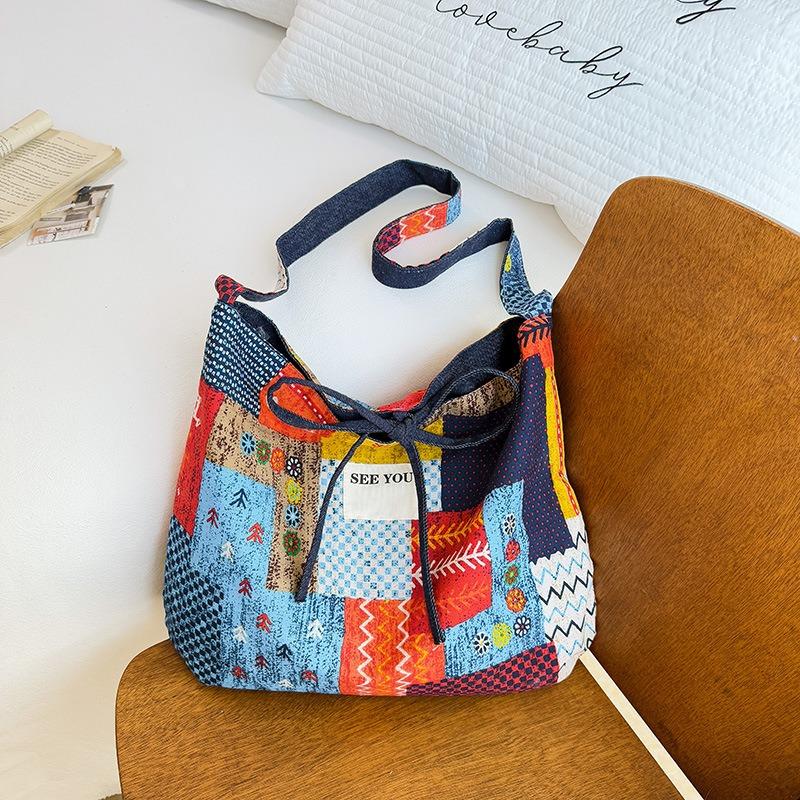 Contrasting Color Large-capacity Women's Bags, New Versatile Casual Shoulder Bags, Niche High-end Commuter Tote Bags