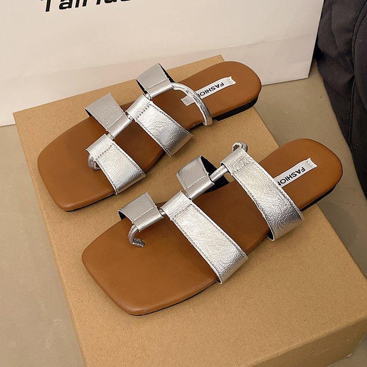 

Cool slippers children s summer wear casual 2025 new design sense niche woven temperament flat bottom women s slippers 40 срібний