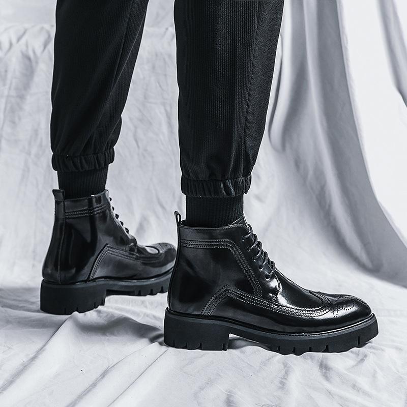 Height-increasing winter new round-head Martin boots thick-soled medium and high-top classic boots