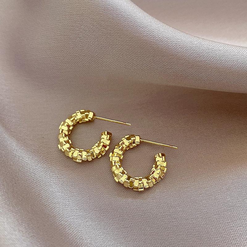Silver needle same gold earrings women's light luxury high-end temperament pearl stud earrings retro new earrings