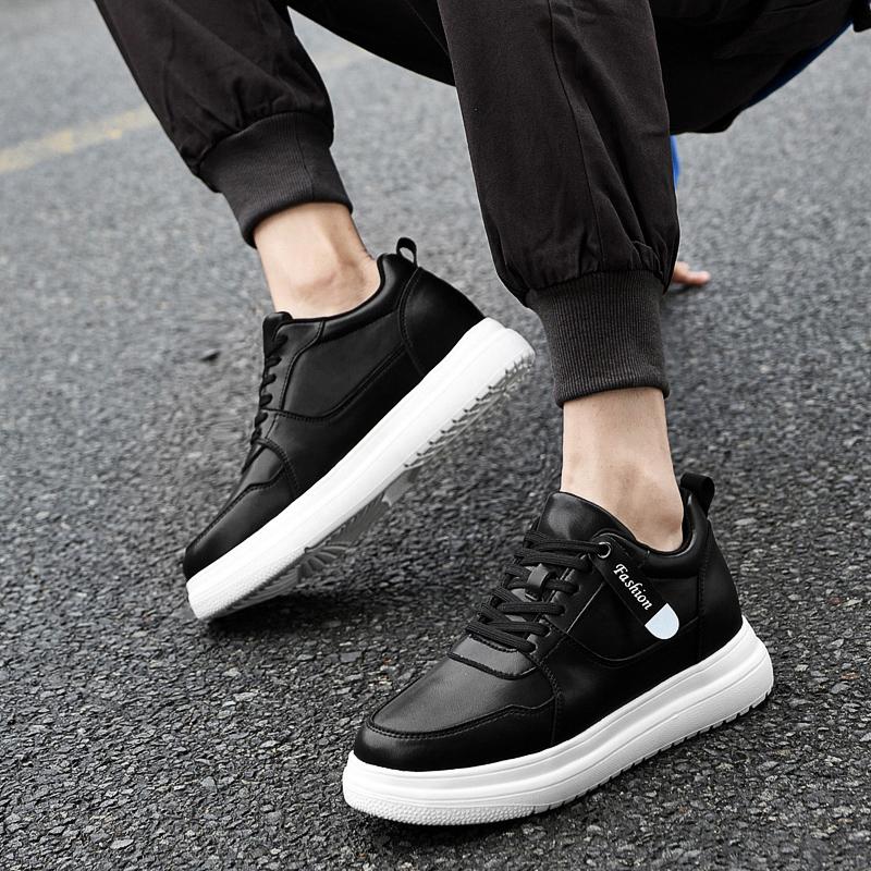 All-match Male Sneakers Outdoor Vulcanize Shoes Non-Slip Sport Shoes Men's Comfy Skateboard Footwear Lace-Up Men Casual Shoes