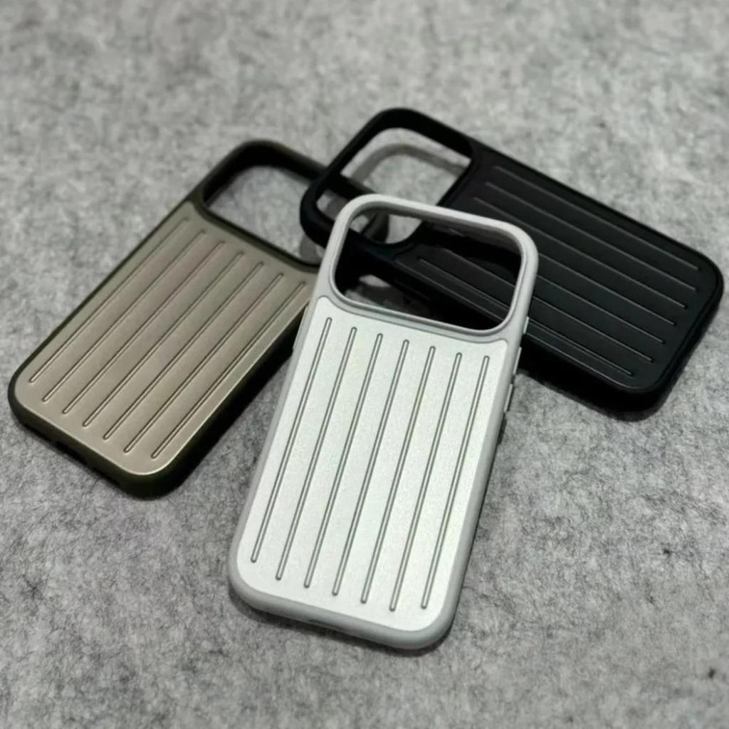 Fortschrittliche Minimalistische 3D Aluminiumlegierung Wellenstreifen Stilvolle Hülle Für IPhone 17 Pro Max 16 15 14 13 Robuster Rückseitenschutz Business Sle Gepäckabdeckung