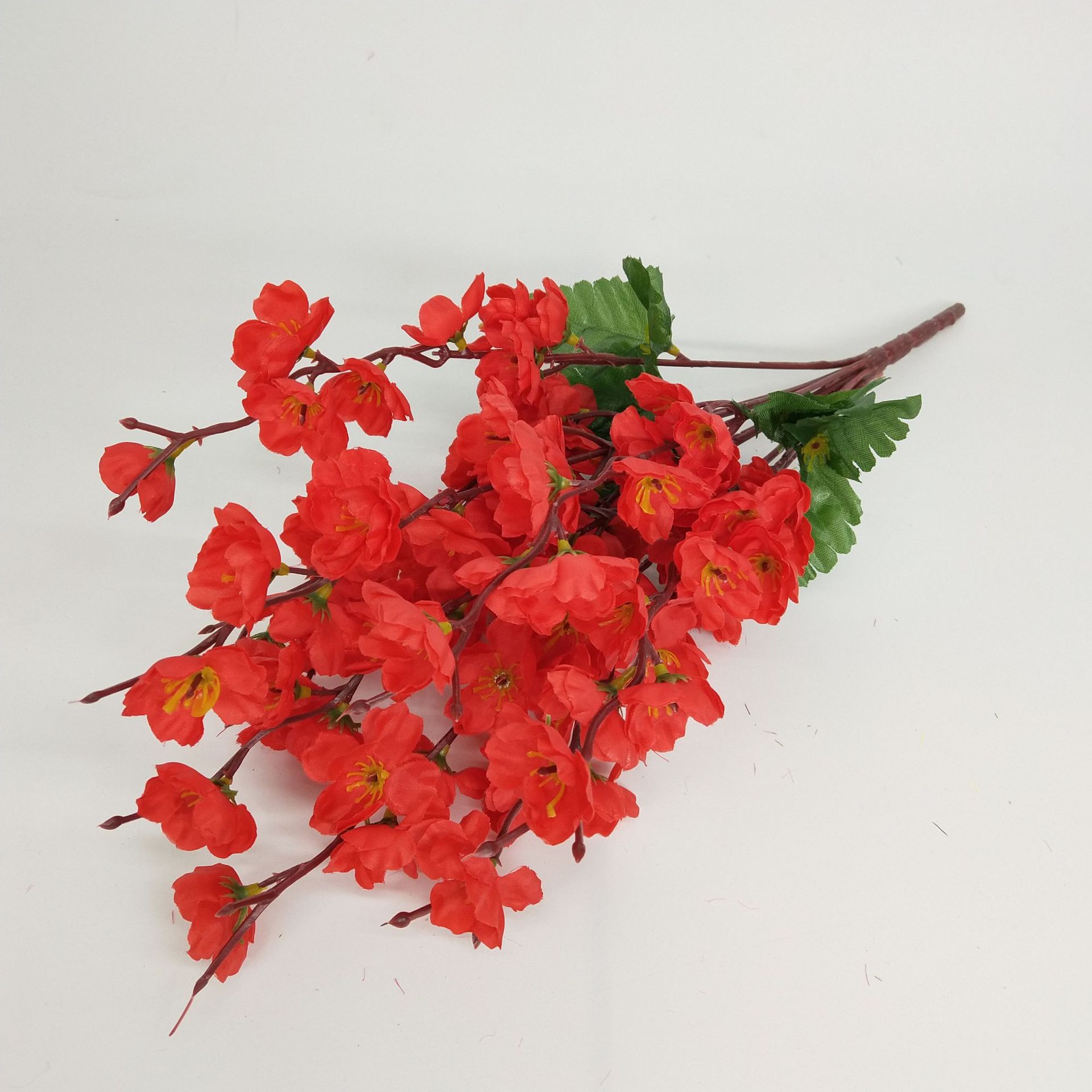 

9 Веток Искусственный Цветок Сакуры Персиковая Ветка Слива Шелковый Цветок Дерево Декора для Дома Свадьбы DIY Декора Искусственные Цветочные Стебли красный