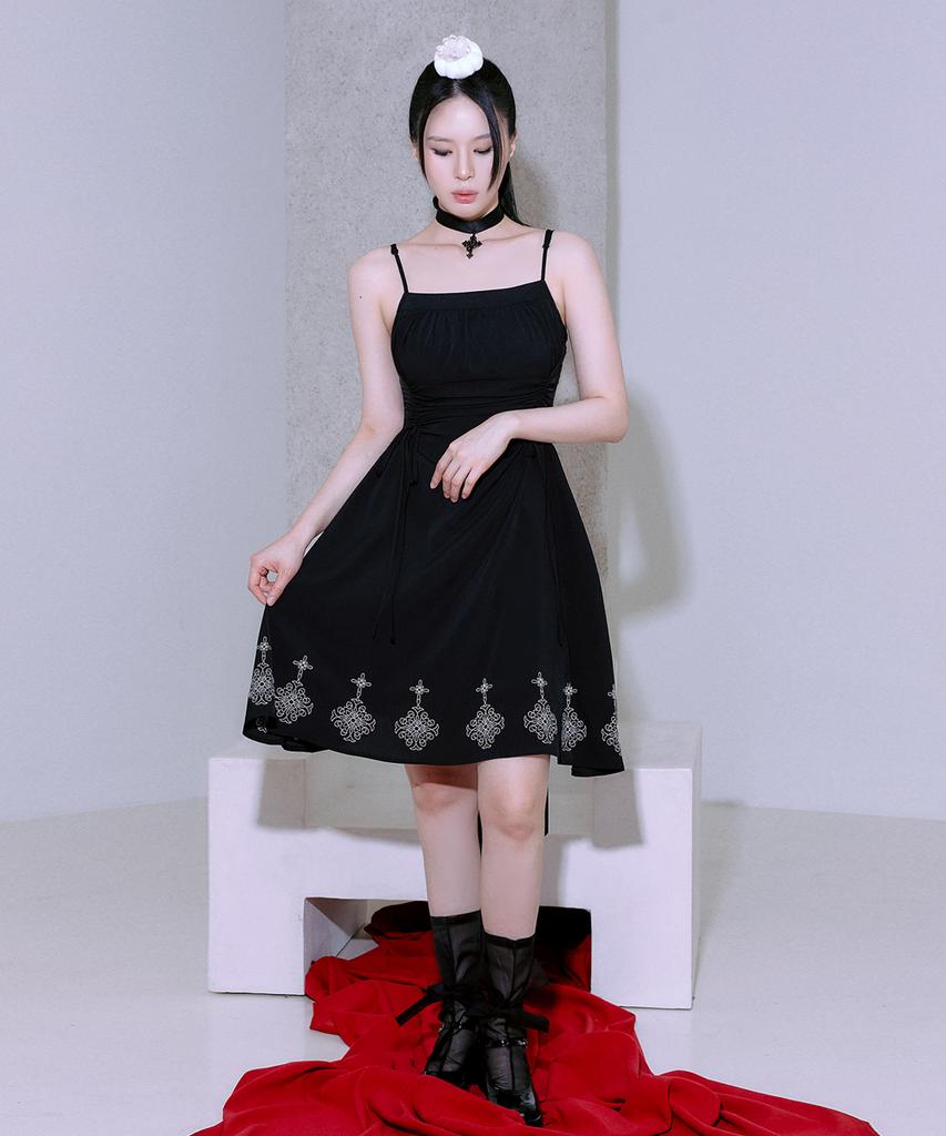 Tiemsseuli Yeomrahwa Embroidered Ribbon Short Dress