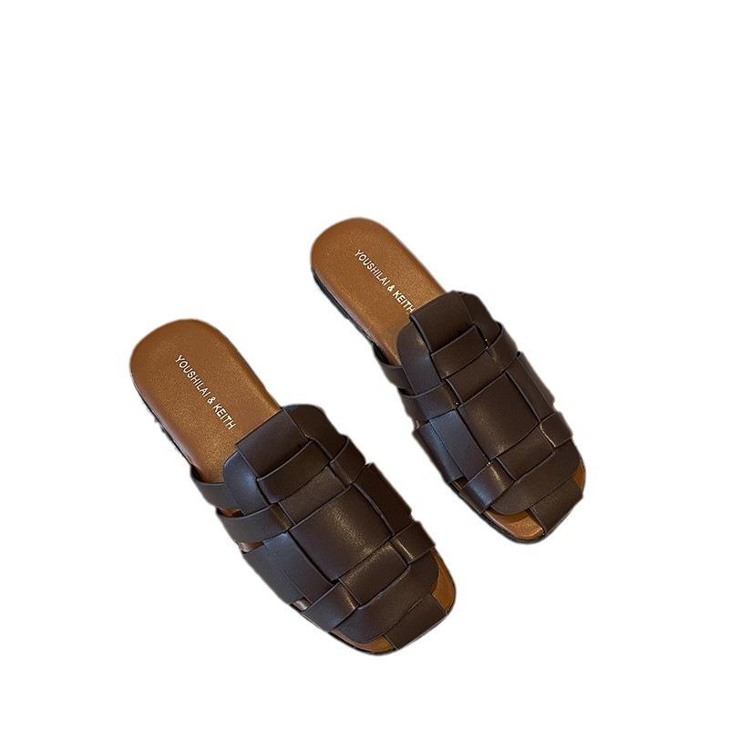 Internet celebrities weave retro baotou half slippers women's summer wear ins trendy new casual versatile flat bottom sandals