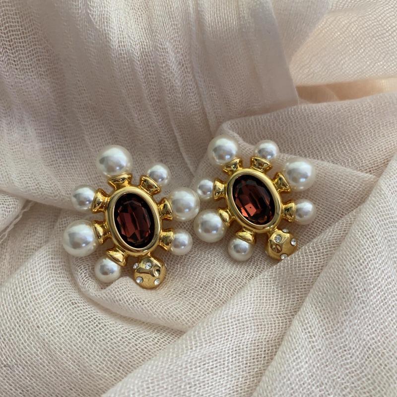 Gorgeous French Vintage Court Bead Earrings Temperament Light Luxury Fashion Versatile Exquisite High-End Unique Earrings Earrings