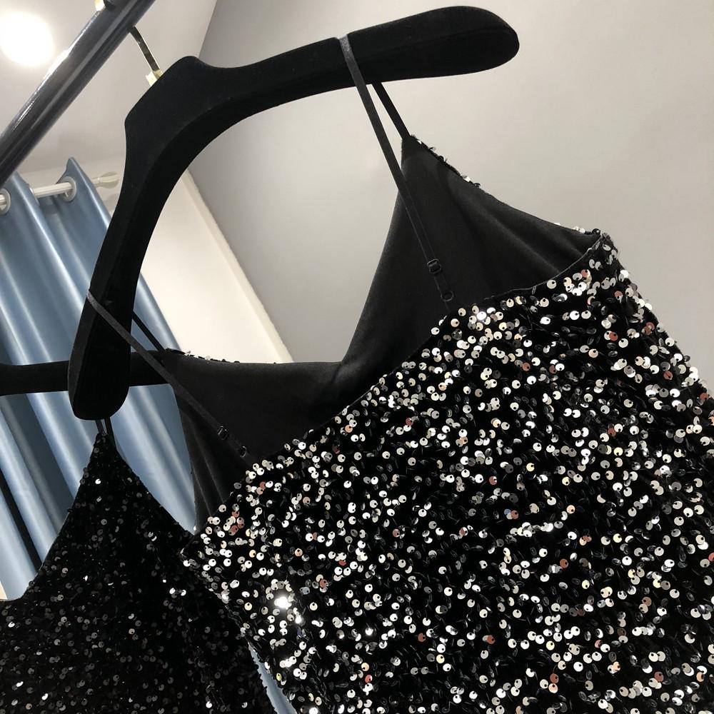 2023 Elegant Metallic Shine Spaghetti Strap Women's Party Dress