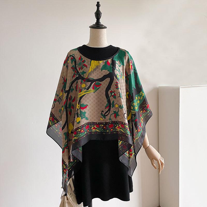 Pullover aus simulierter Seide, Seidenschal, quadratischer Schal, Sonnenschutzkleidung, Damen-Sommeroberbekleidung, lockerer Schal in Übergröße, Schal im ethnischen Stil.