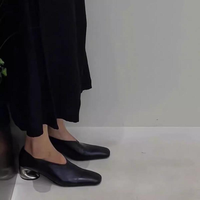 Persönlichkeit Spezialgeformter Absatz Einzelne Schuhe Herbst Neu Eckige Zehenpartie Tiefer Ausschnitt Slipper Rutschfest Abriebfest Kitten Heel Schuhe