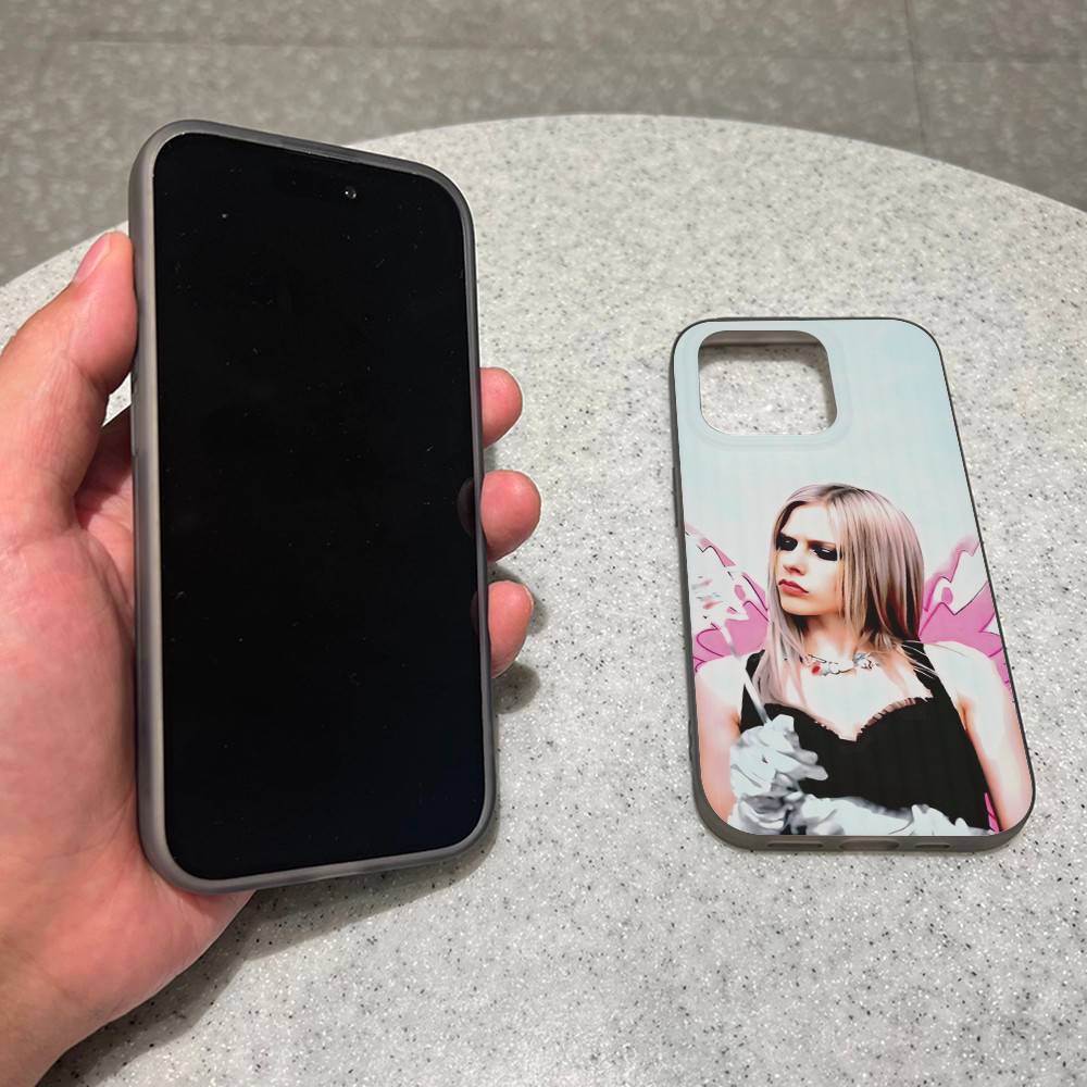 Avril Ramona Lavigne Phone Case For IPhone 16 15 17 Pro 11 12 13 14 Pro Max Plus Soft Ripple Silicone Cover Shell