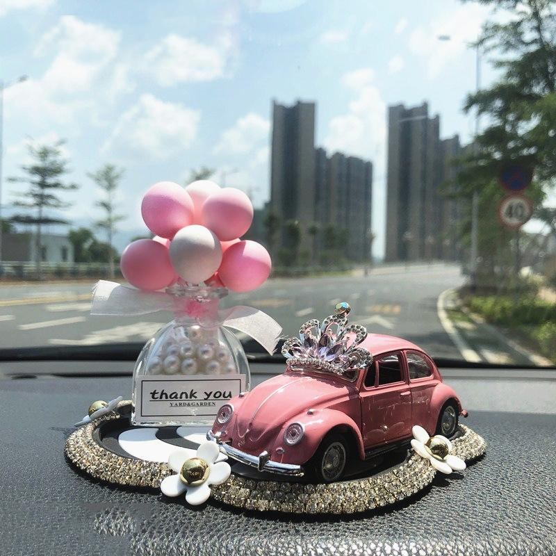 Automobile Perfume Table Accents: Cute Aromatherapy Car Interior Ornamentation