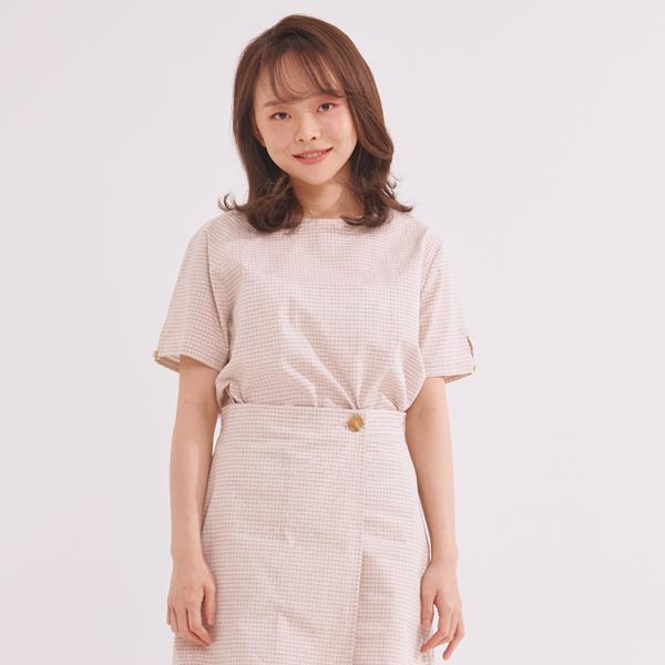 Primavera Overlock Check Blouse (Beige) Beige