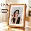 Aimo 7-Zoll Trapezförmiger Fotorahmen aus Massivholz mit Acrylglas