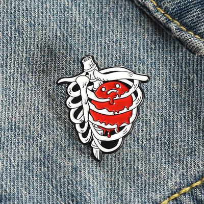 Ornaments Halloween Heart Series Brooch Badge, Creative Red Heart Organ Modeling Badge