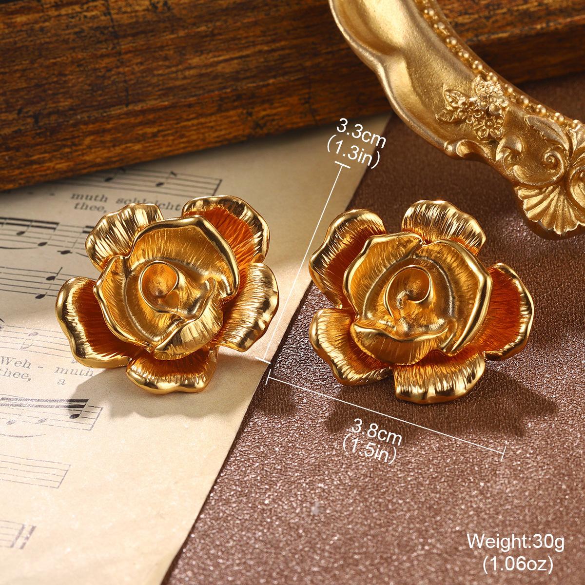 

Fashion medieval niche retro rose earrings light luxury high-end brooch ring small fragrant style brooch set women
