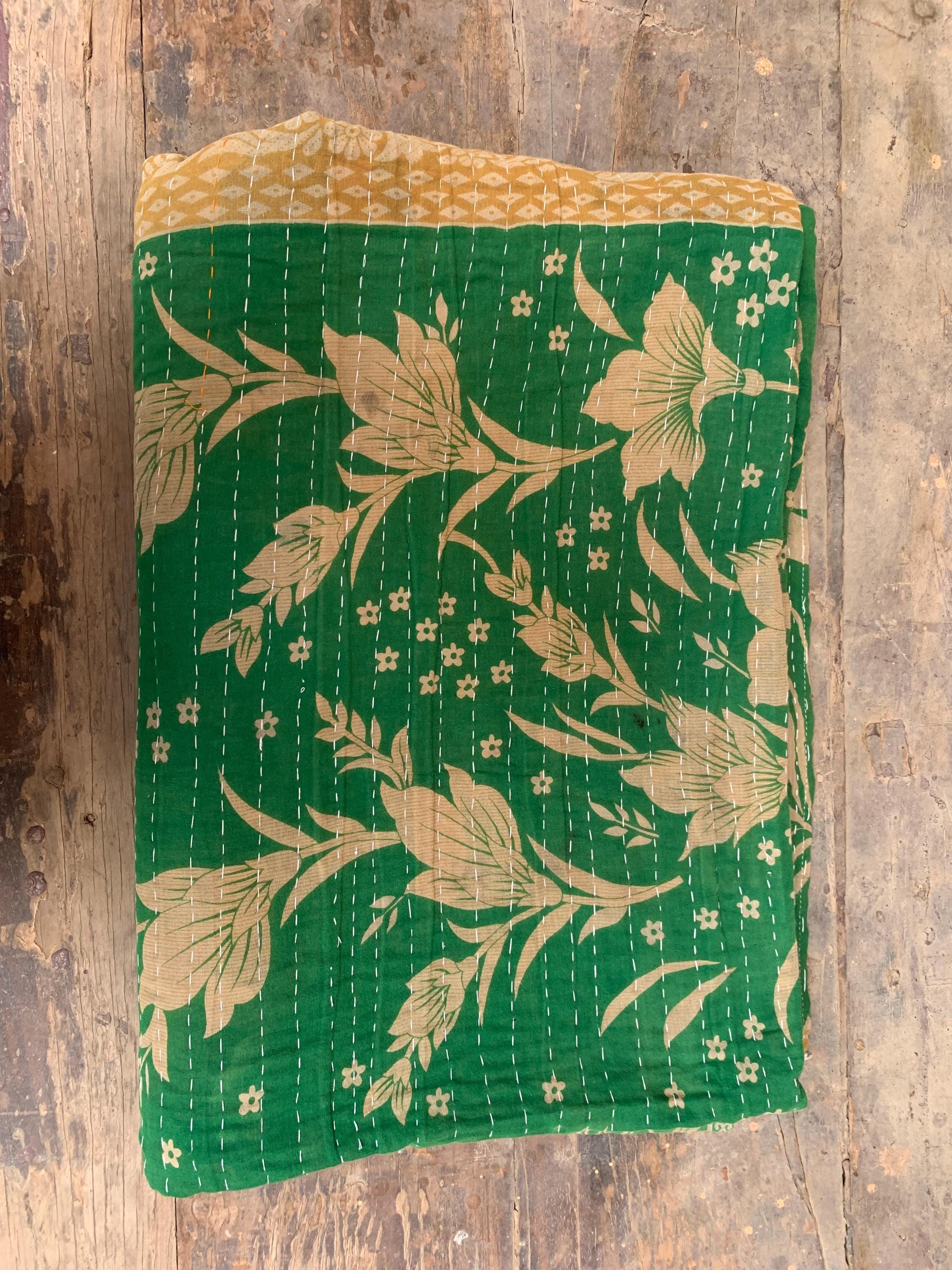 

Vintage Kantha Quilt: Hand-Stitched Floral Cotton Throw Blanket 80X 50