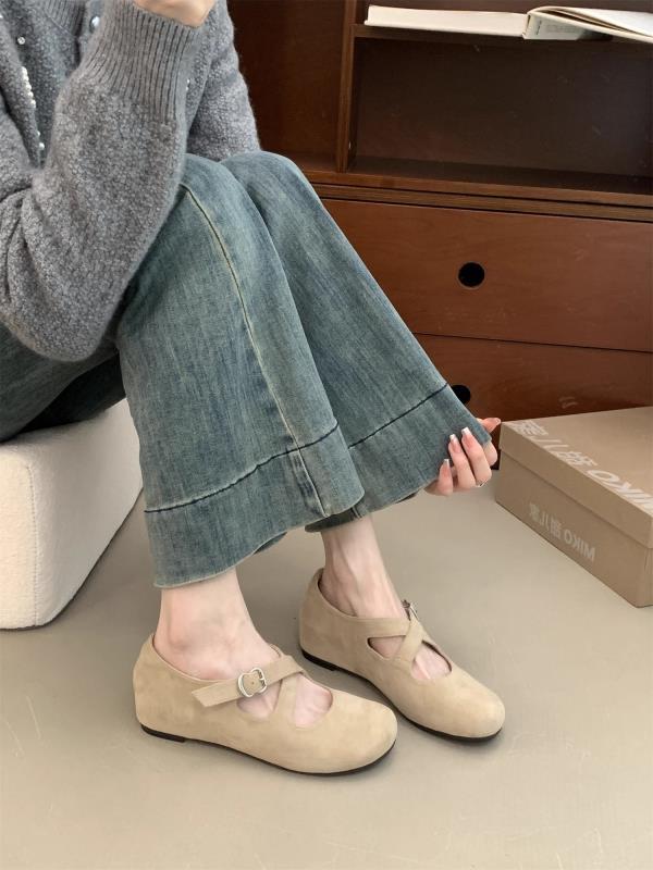 Fashion Cross Women's Shoes Clogs Platform Casual Female Sneakers Round Toe Increas Height Flats Modis Pink Creepers Dress 2025 New