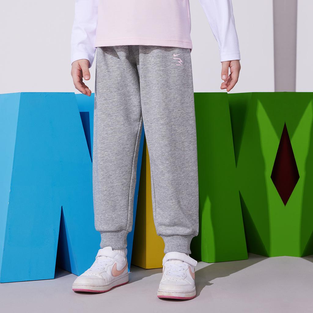 Nike Casual Sports Suit Comfortable Soft Simple Elegant Kids Suit Cherry-Blossom-Pink N32432267GS-005