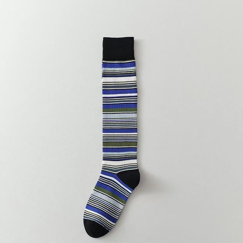 

Осенне-зимние женские гольфы средней длины до колена и голени в стиле ретро с яркими горизонтальными полосками, чулки из чистого хлопка в студенческом стиле One Size