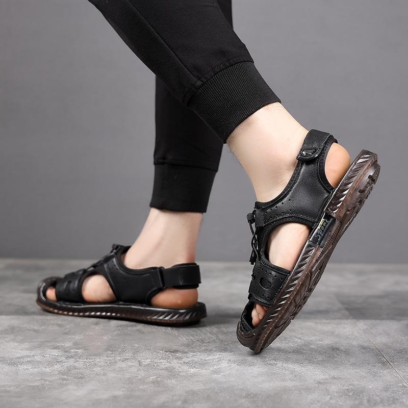 Sandals Men's Leather Baotou Casual Beach Shoes Men's Summer Outdoor Sports River Tracking Cool Slippers Non-slip Men's Shoes