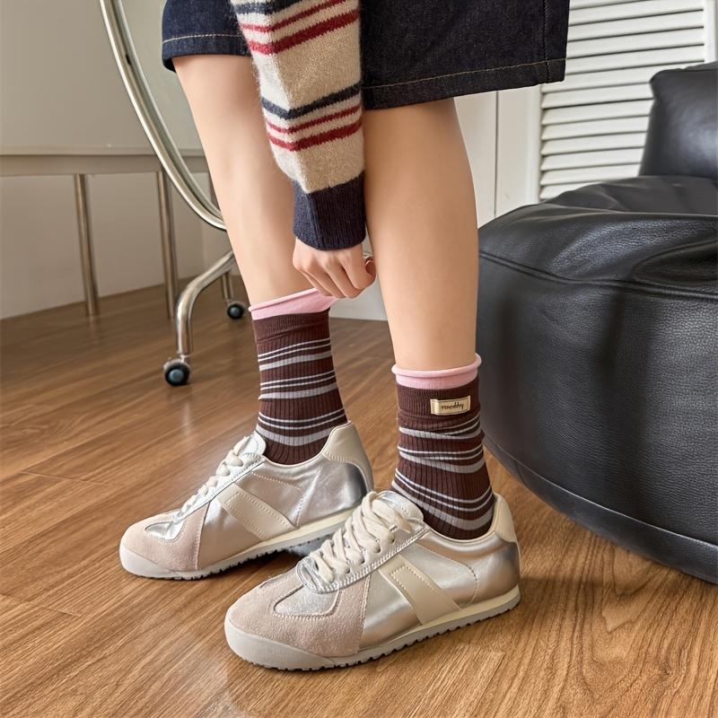 5-Pair Women's Striped Mid-Calf (tube) Socks Suitable for Fall/Winter - Warm Casual Casual Attire with Lettered Fabric Label Splicing